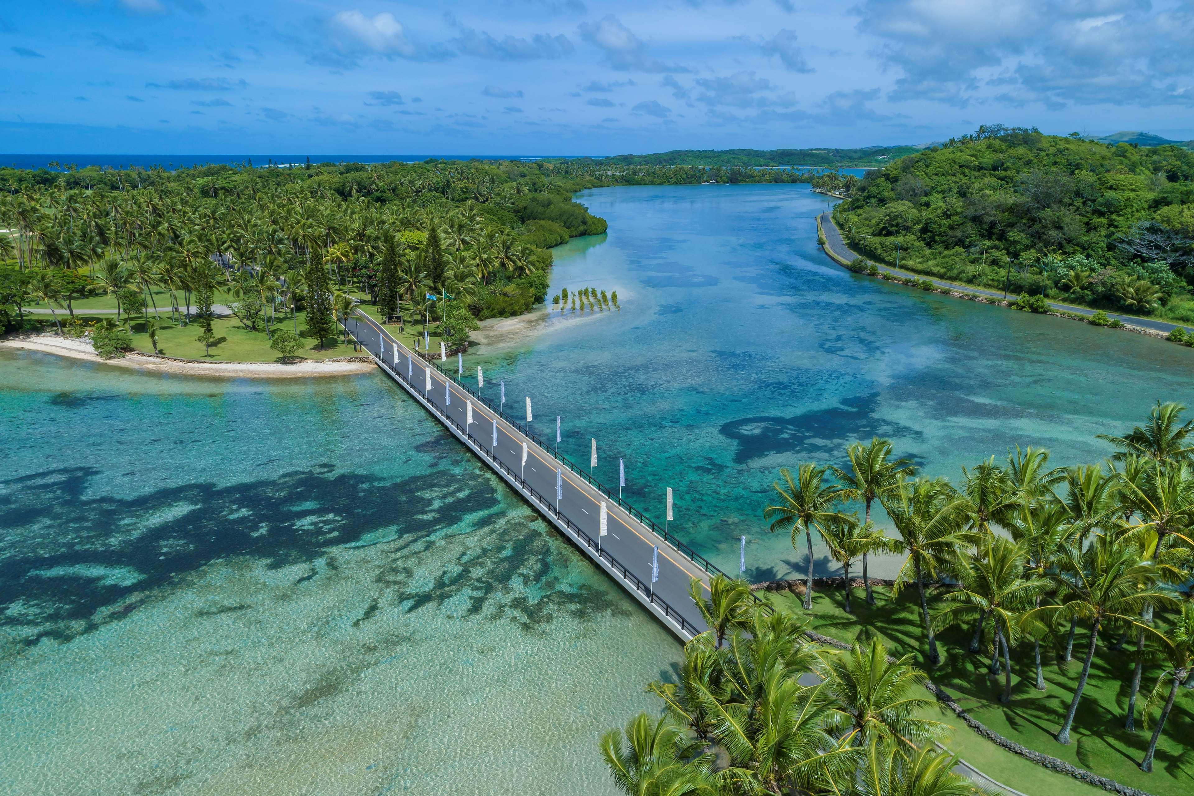 Shangri-La Yanuca Island, Fiji Voua Luaran gambar The bridge over the lagoon