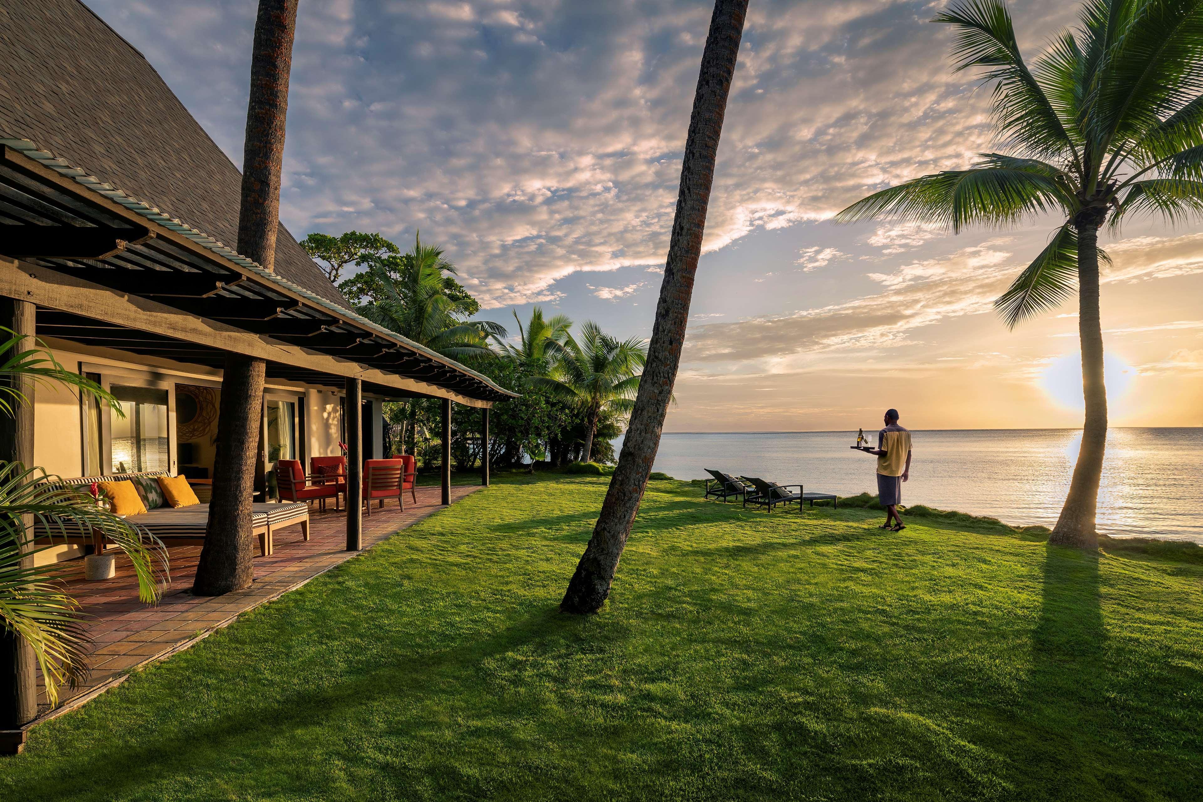 Shangri-La Yanuca Island, Fiji Voua Luaran gambar Sunset at the Four Seasons Resort