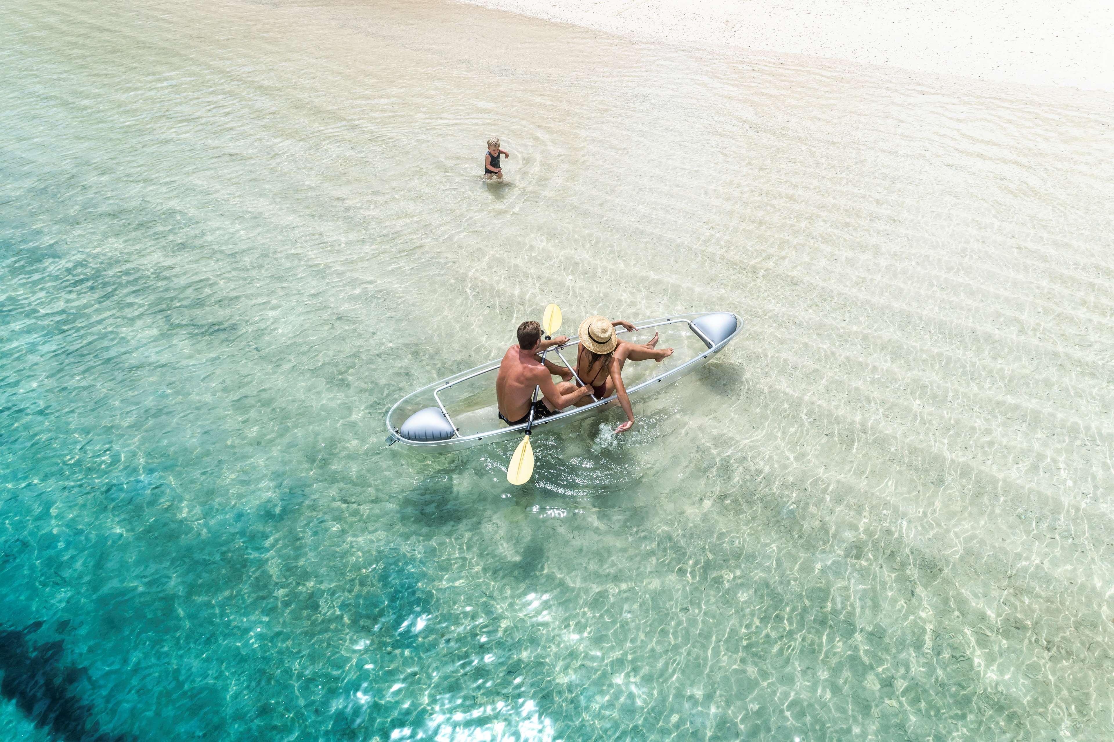 Shangri-La Yanuca Island, Fiji Voua Luaran gambar Kayaking at the beach